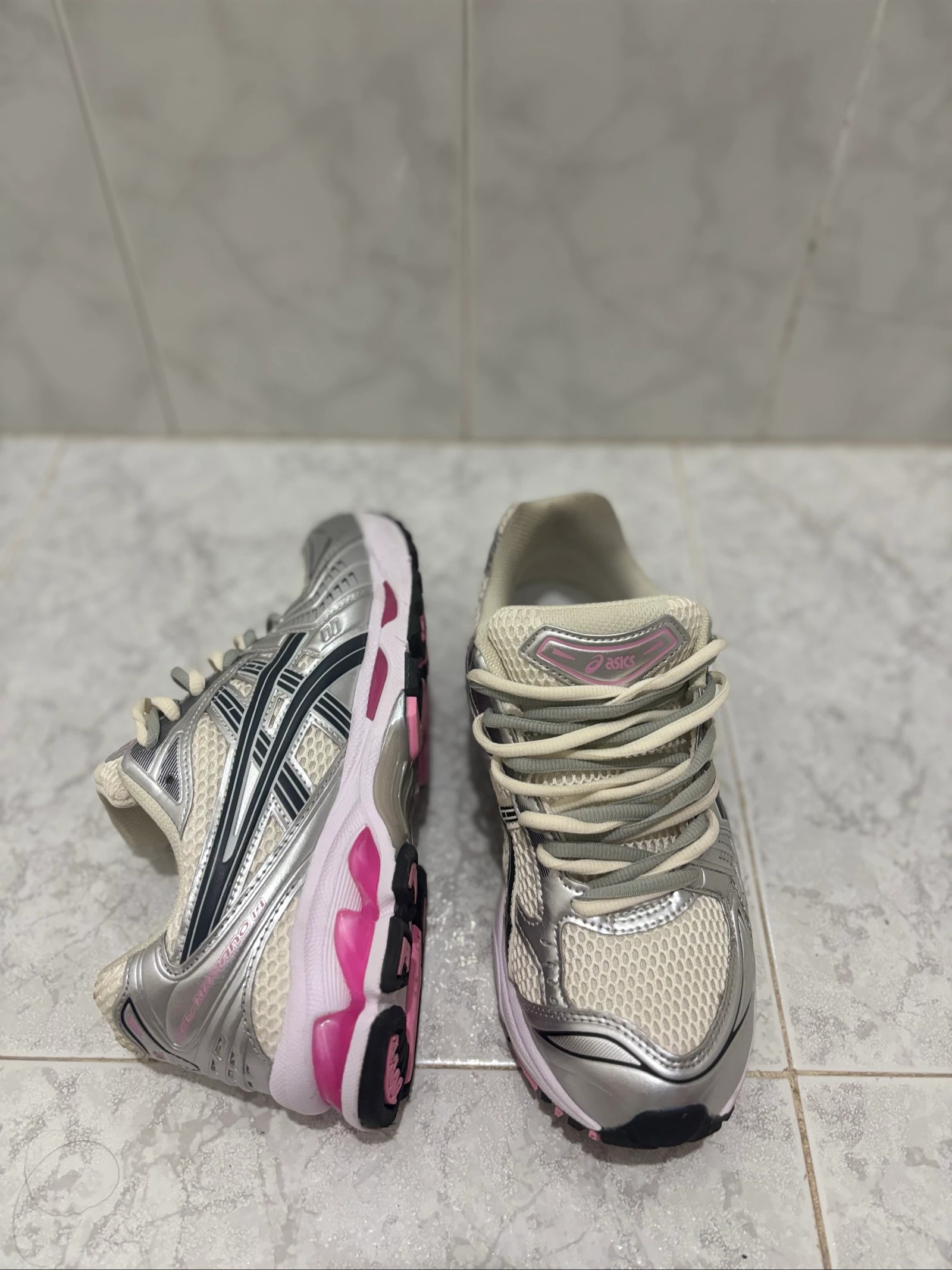 Asics Kayano à double lacet – photo 3